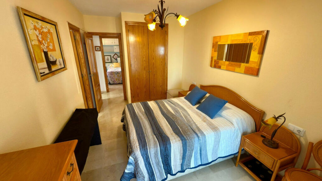 Middle Floor Apartment Benidorm Alicante - image 13