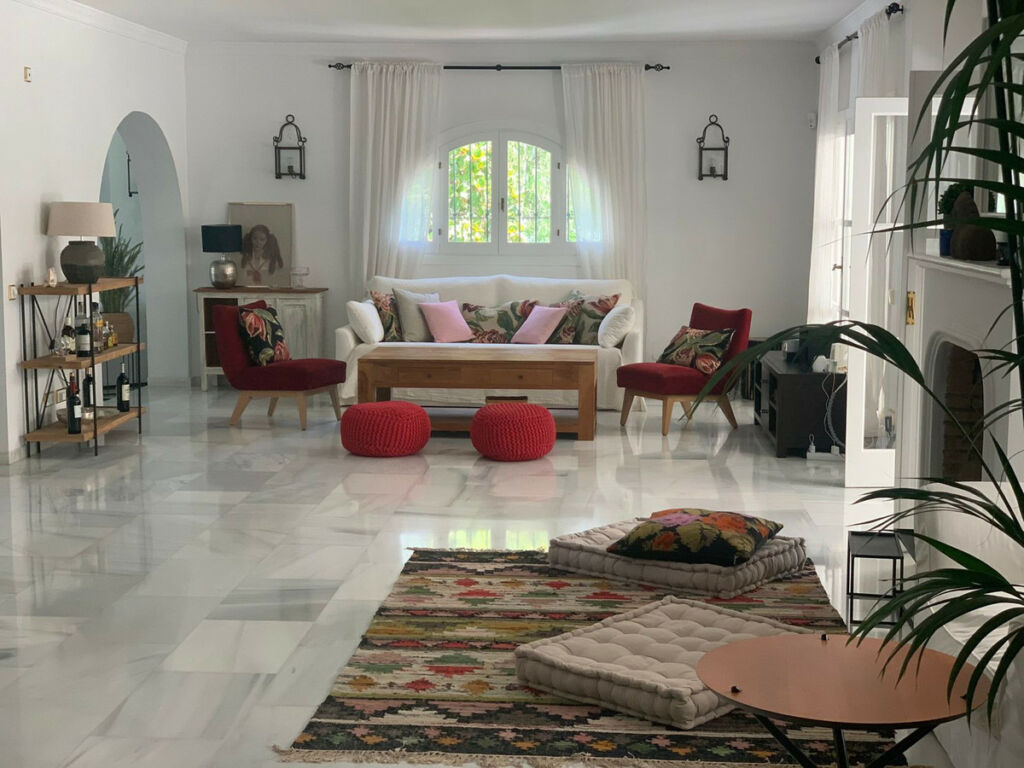 Detached Villa Sierra Blanca Málaga - image 13
