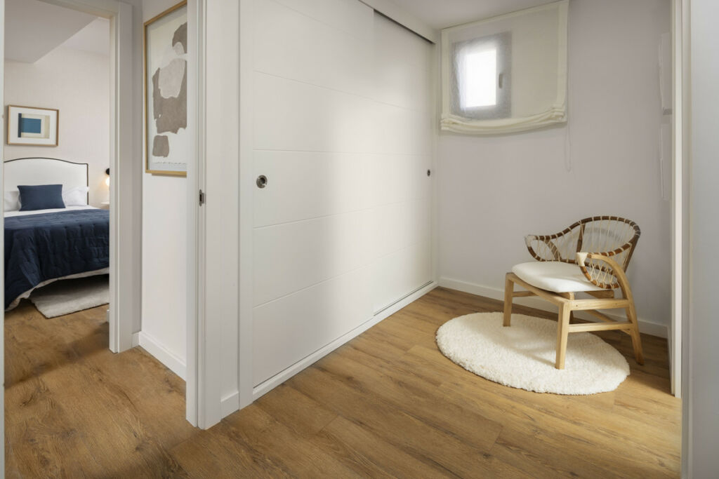 Middle Floor Apartment Estepona Málaga - image 13