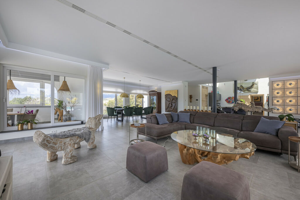 Detached Villa Elviria Málaga - image 14