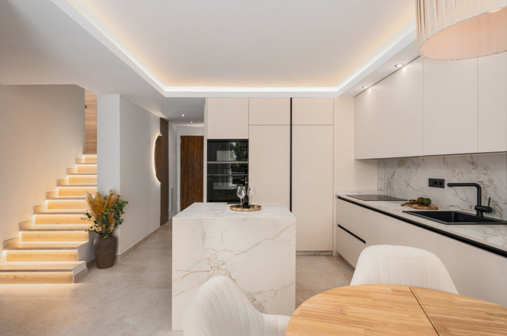 Penthouse Duplex Nueva Andalucía Málaga - image 13