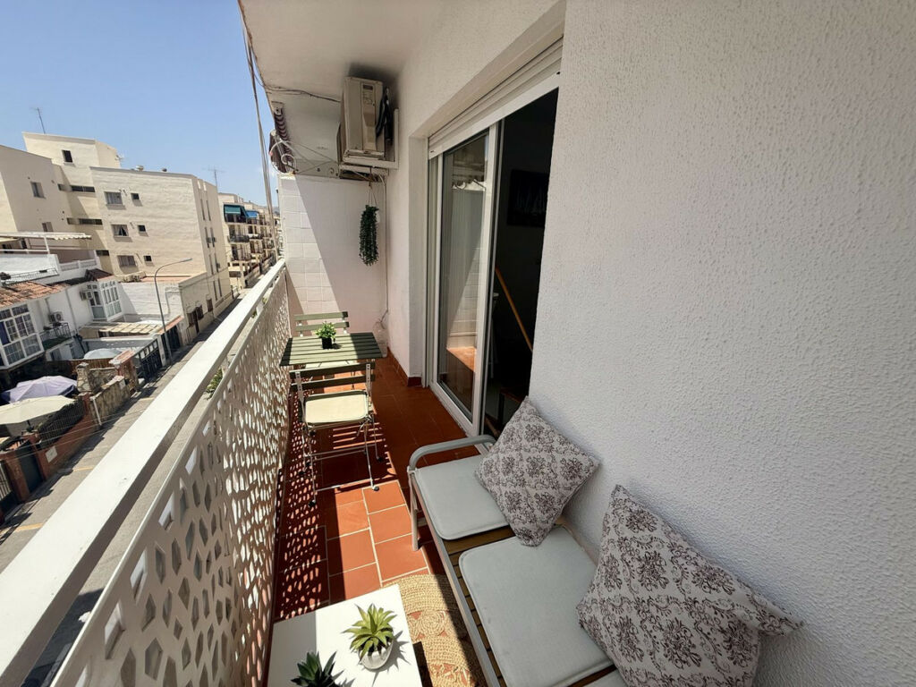 Middle Floor Studio Nerja Málaga - image 13