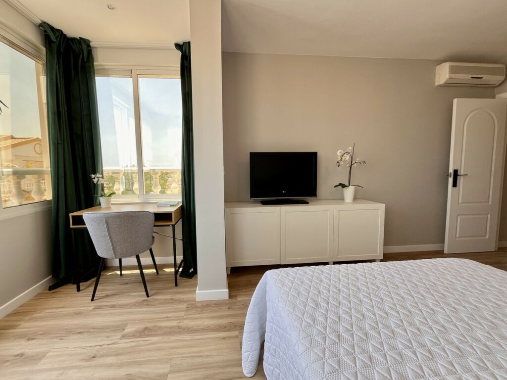 Townhouse Playa Flamenca Alicante - image 13