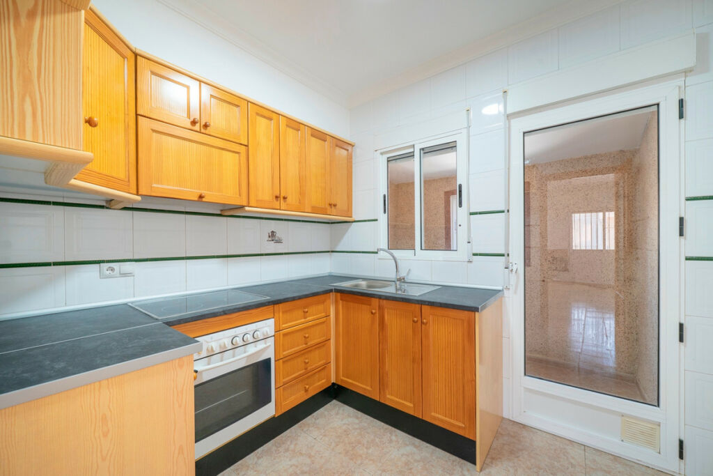 Detached Villa Algorfa Alicante - image 13