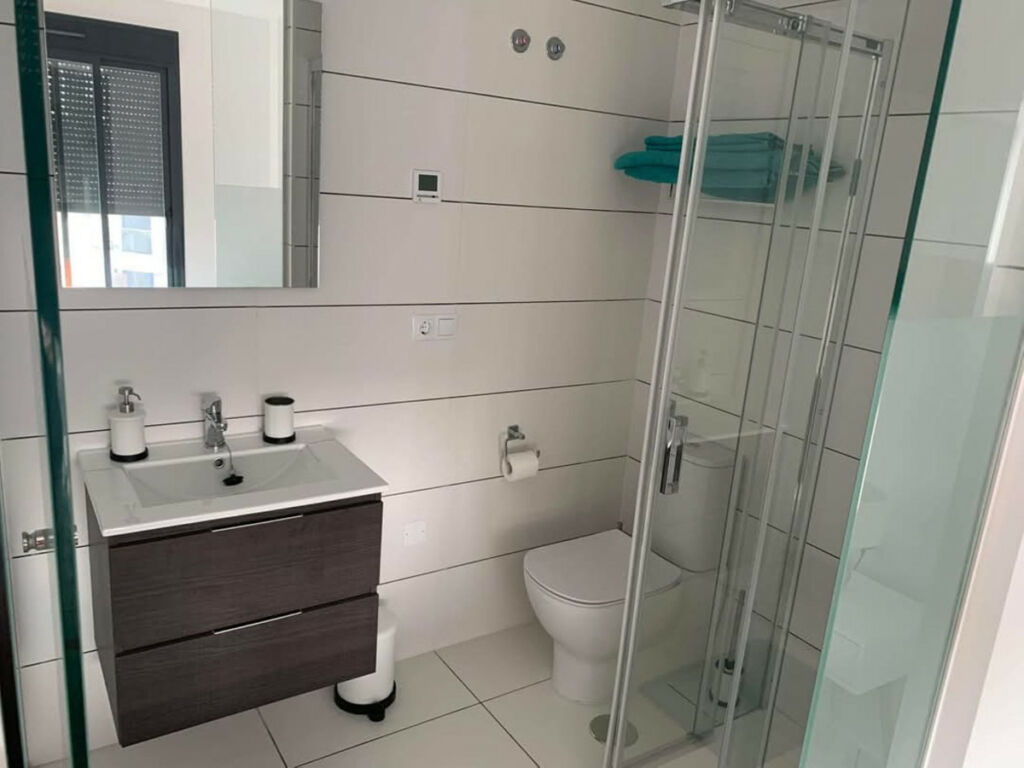 Middle Floor Apartment Villamartin Alicante - image 12