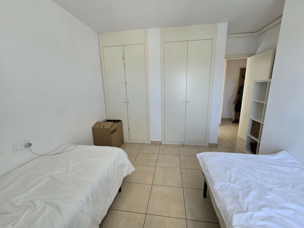 Middle Floor Apartment Nueva Andalucía Málaga - image 13