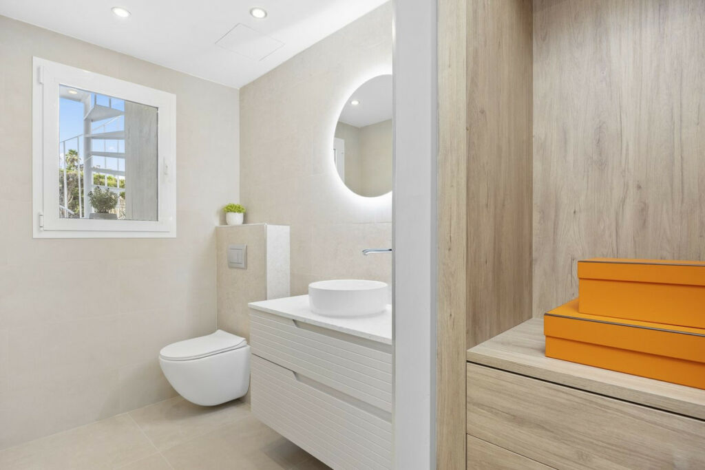 Penthouse Nueva Andalucía Málaga - image 14
