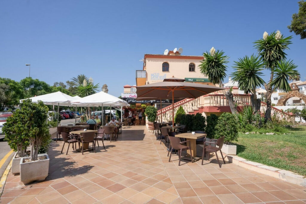 Residential Plot El Paraiso Málaga - image 13