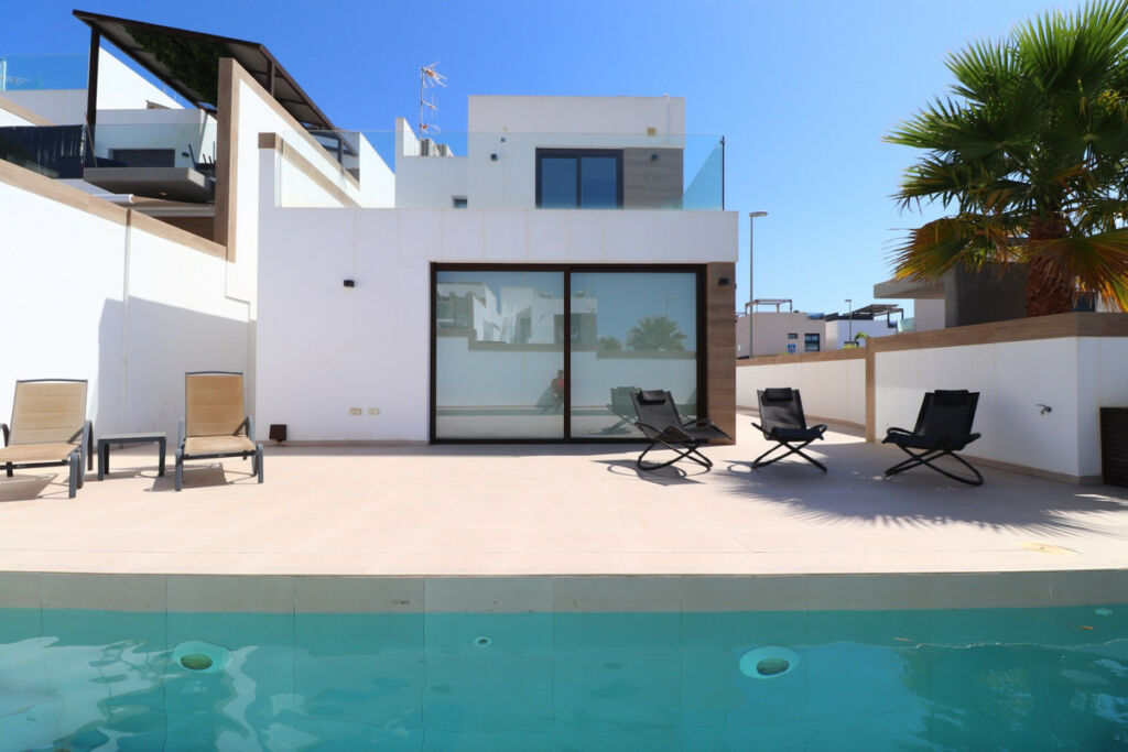 Detached Villa Benijofar Alicante - image 14
