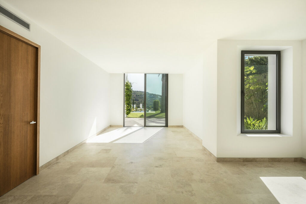 Detached Villa Casares Málaga - image 14