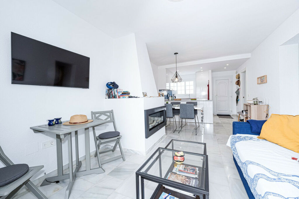 Penthouse La Duquesa Málaga - image 14