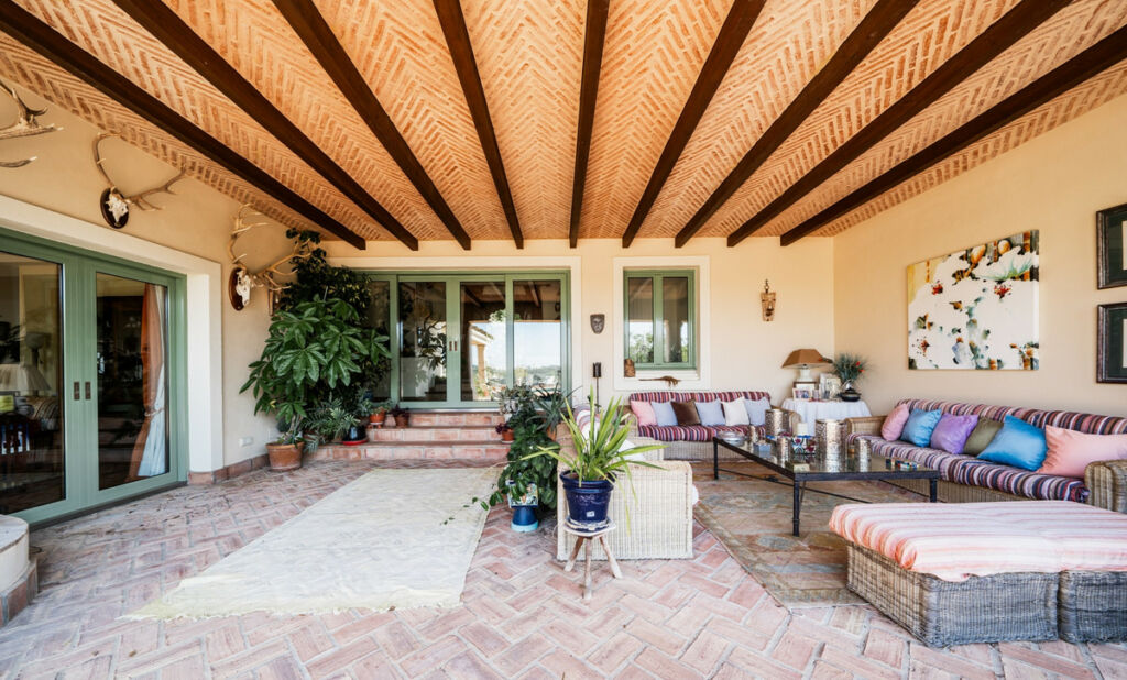 Detached Villa Sotogrande Cádiz - image 14