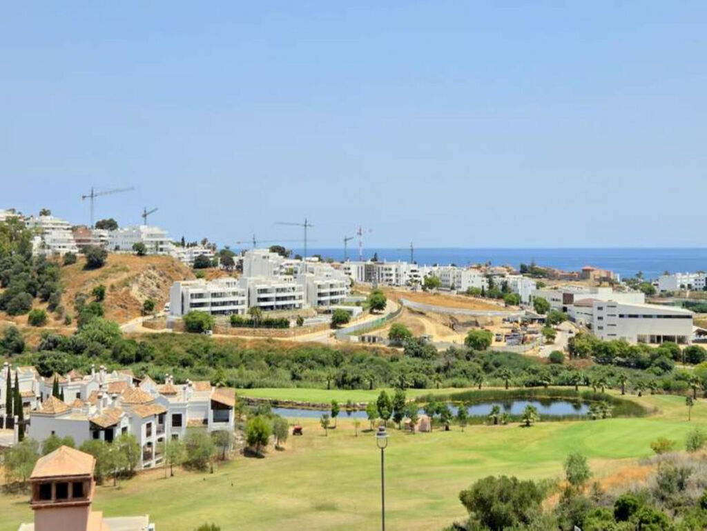 Townhouse Estepona Málaga - image 14