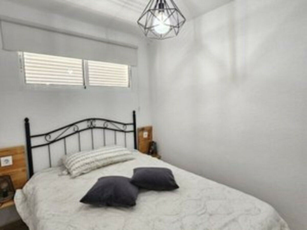 Middle Floor Apartment Benidorm Alicante - image 14