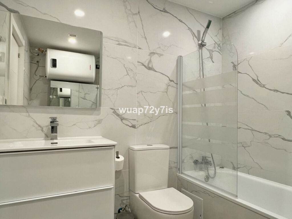 Semi-Detached House Benamara Málaga - image 15