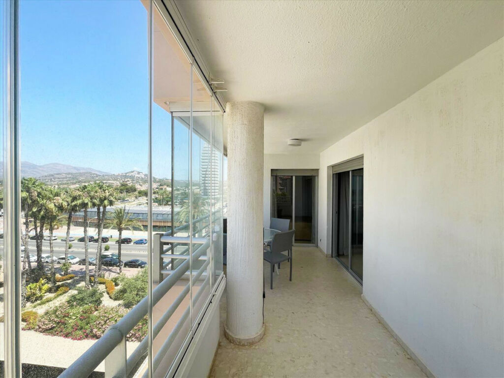 Middle Floor Apartment Calpe Alicante - image 14