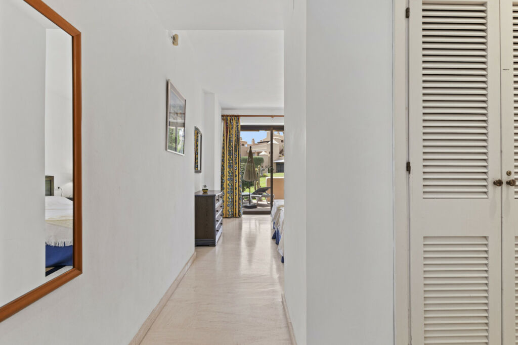 Ground Floor Apartment Estepona Málaga - image 14