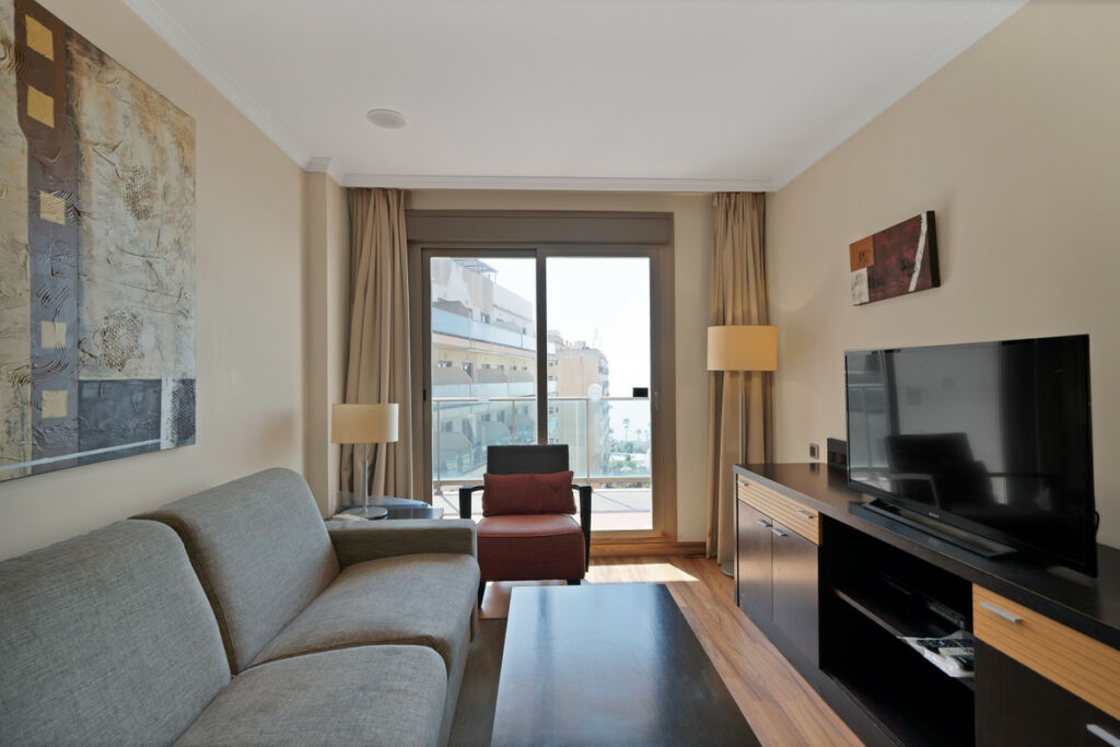 Middle Floor Apartment Benalmadena Málaga - image 14