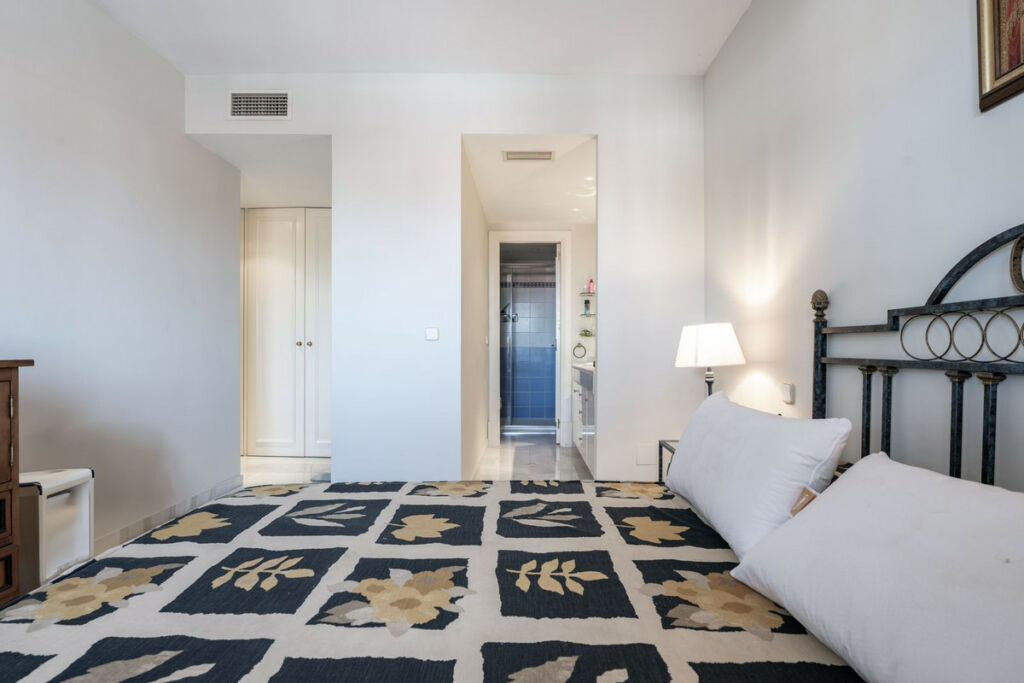 Middle Floor Apartment Marbella Málaga - image 14