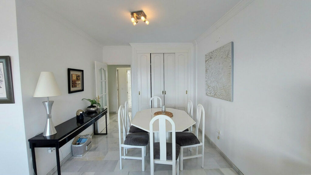 Penthouse Torreblanca Málaga - image 14