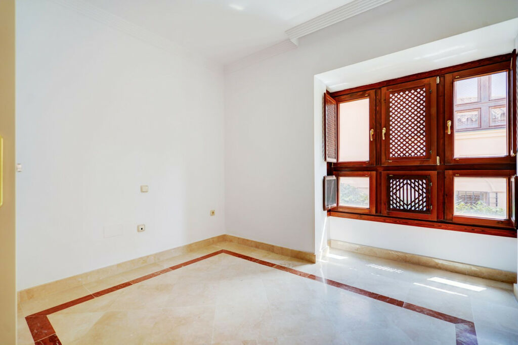 Semi-Detached House Riviera del Sol Málaga - image 14