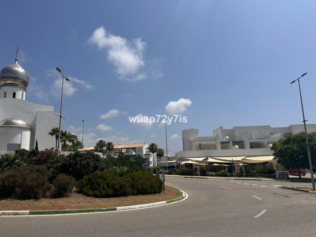 Residential Plot Estepona Málaga - image 14