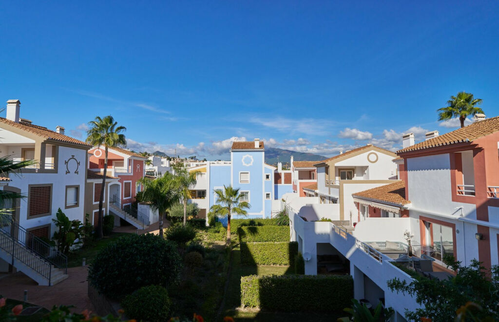 Ground Floor Apartment Estepona Málaga - image 14