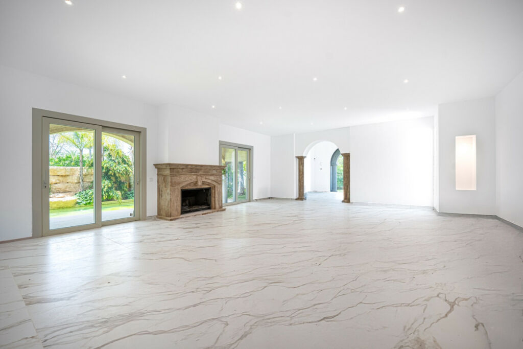 Detached Villa Marbella Málaga - image 14