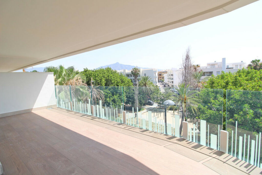 Middle Floor Apartment San Pedro de Alcántara Málaga - image 14