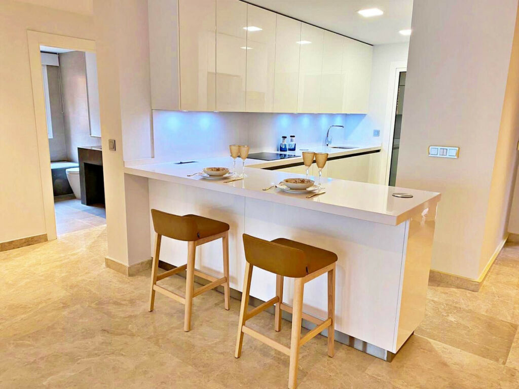 Penthouse Nueva Andalucía Málaga - image 14