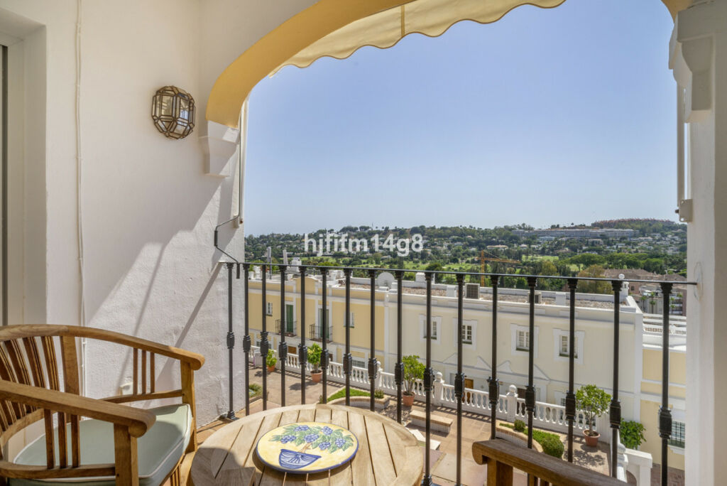 Townhouse Nueva Andalucía Málaga - image 15