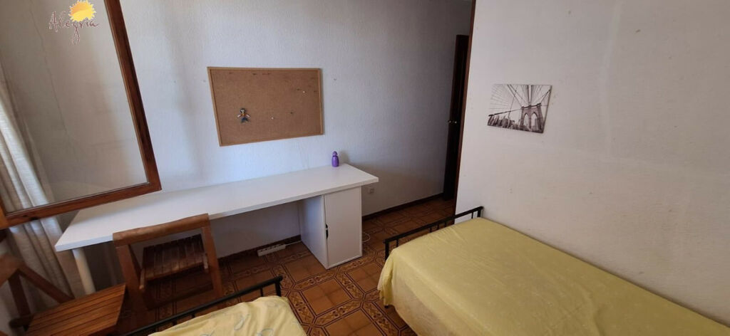 Middle Floor Apartment Torrevieja Alicante - image 14