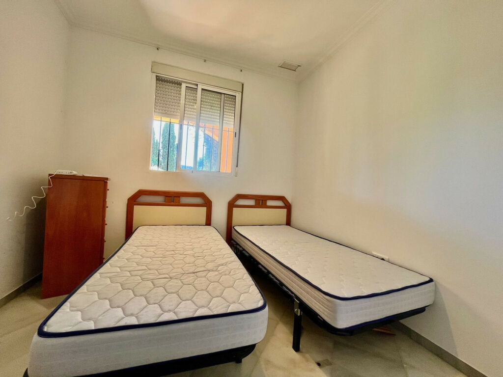 Ground Floor Apartment Puerto Banús Málaga - image 14
