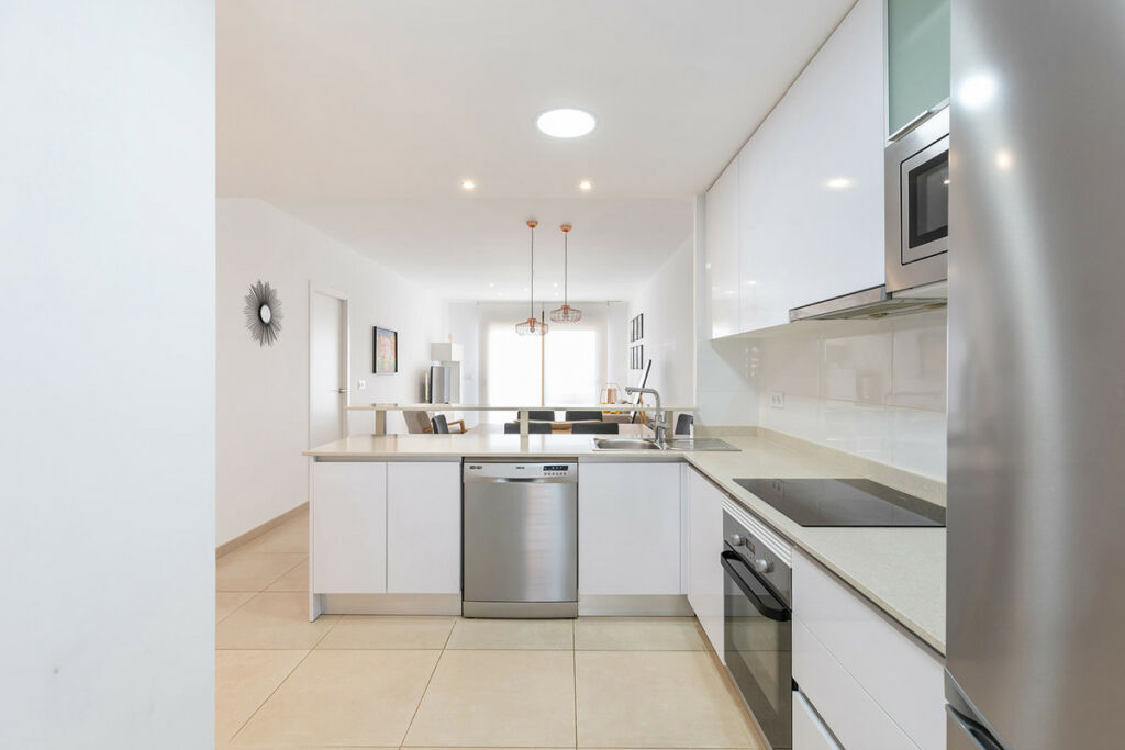 Middle Floor Apartment Villamartin Alicante - image 14
