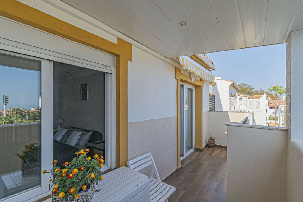 Top Floor Apartment Diana Park Málaga - image 14