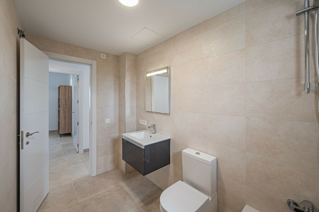 Detached Villa La Viñuela Málaga - image 14