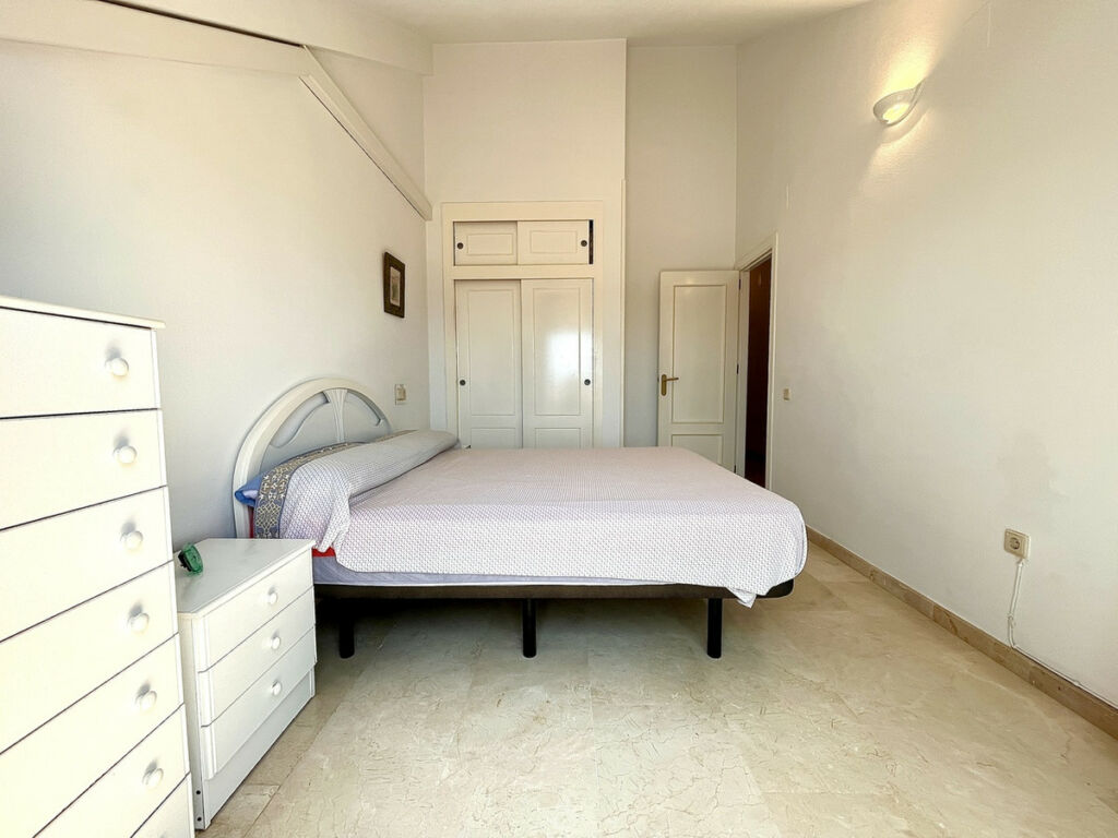 Penthouse Dehesa de Campoamor Alicante - image 14