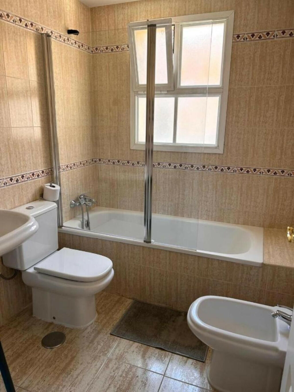 Middle Floor Apartment Fuengirola Málaga - image 14