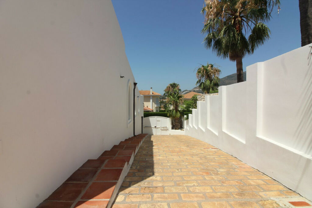Detached Villa Benalmadena Málaga - image 14