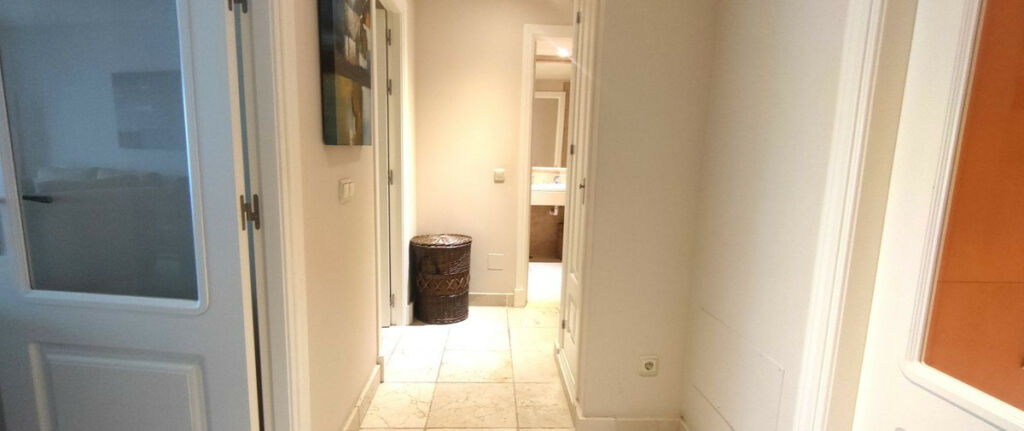 Middle Floor Apartment Atalaya Málaga - image 14