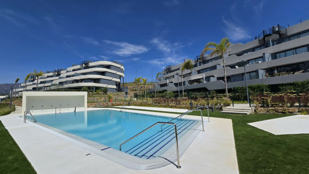 Ground Floor Apartment New Golden Mile Málaga - image 16