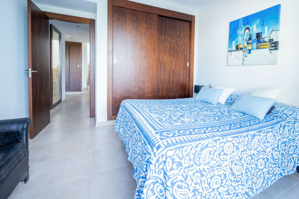 Penthouse Duplex Altos de los Monteros Málaga - image 14