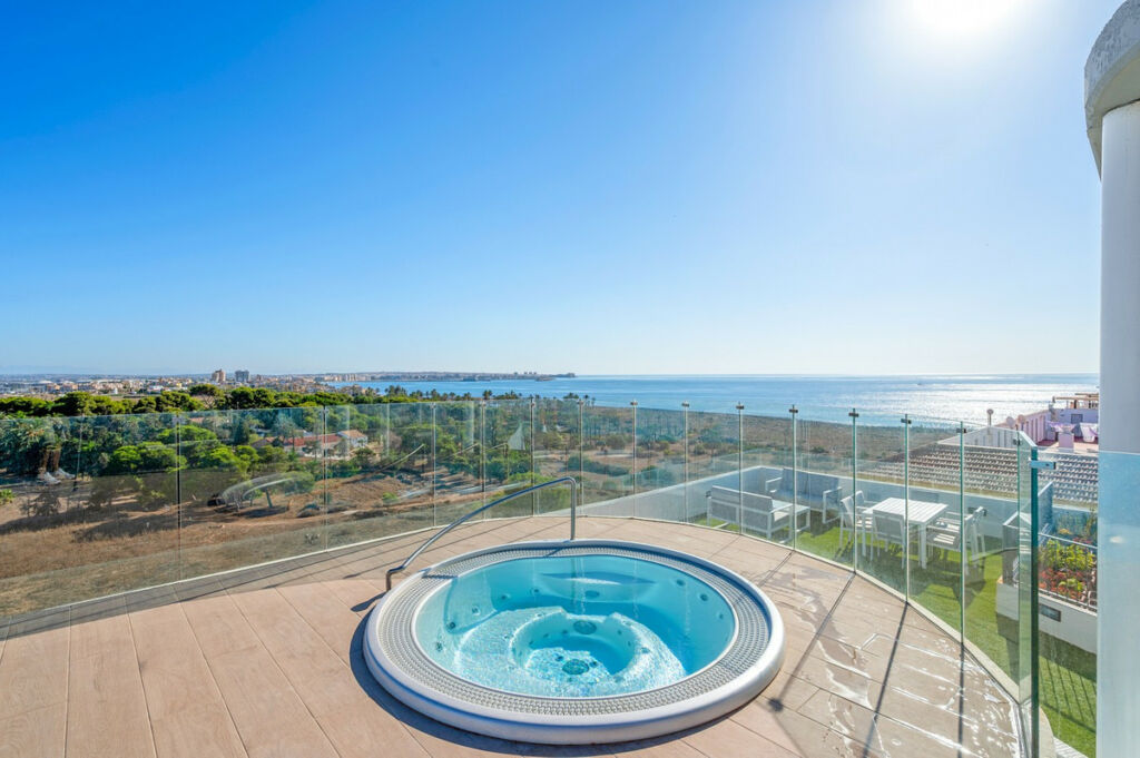 Middle Floor Apartment Punta Prima Alicante - image 14