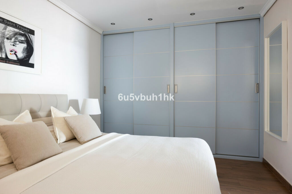 Penthouse Duplex Puerto Banús Málaga - image 14