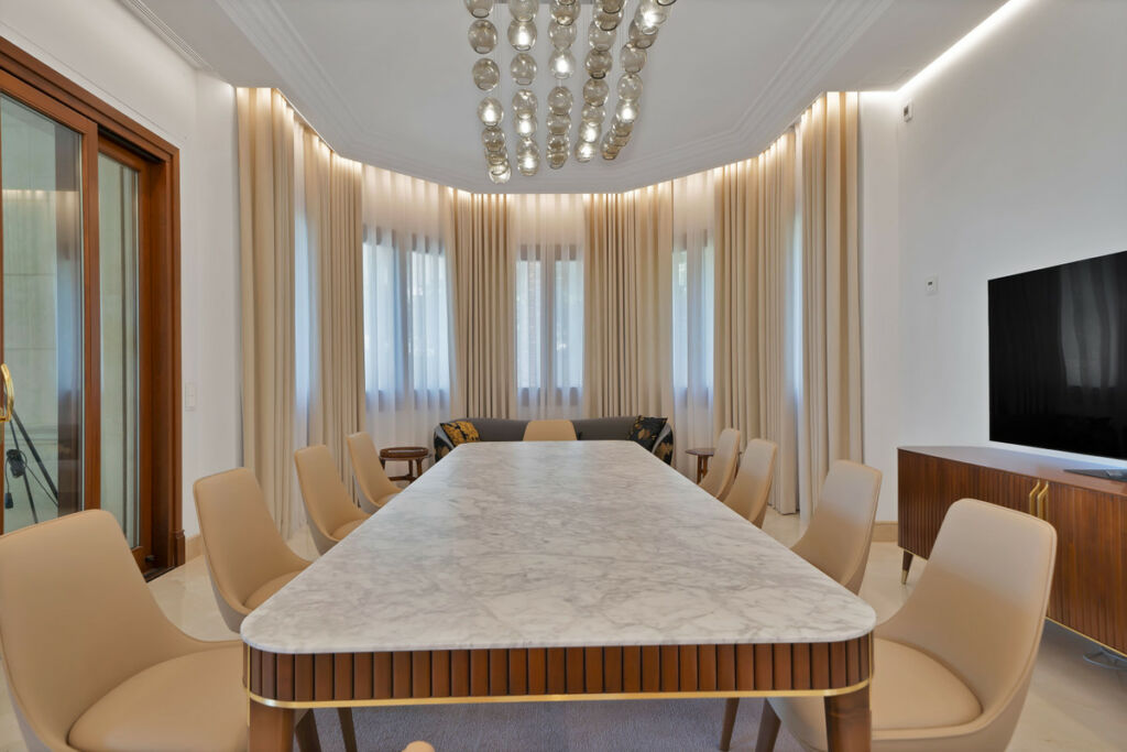 Detached Villa Sierra Blanca Málaga - image 14