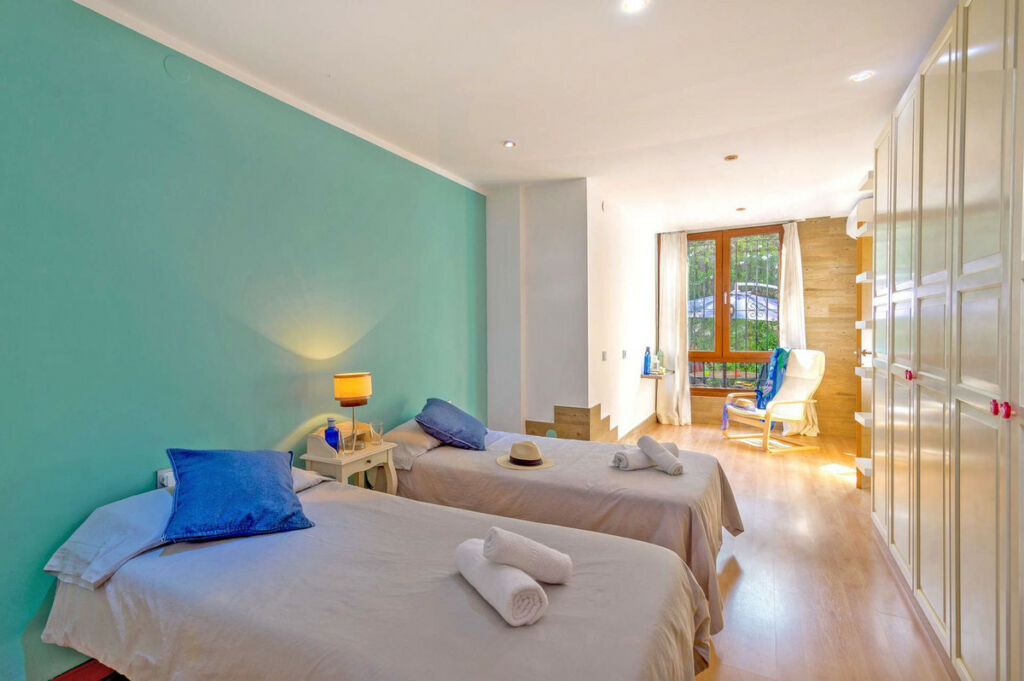 Detached Villa El Rosario Málaga - image 14