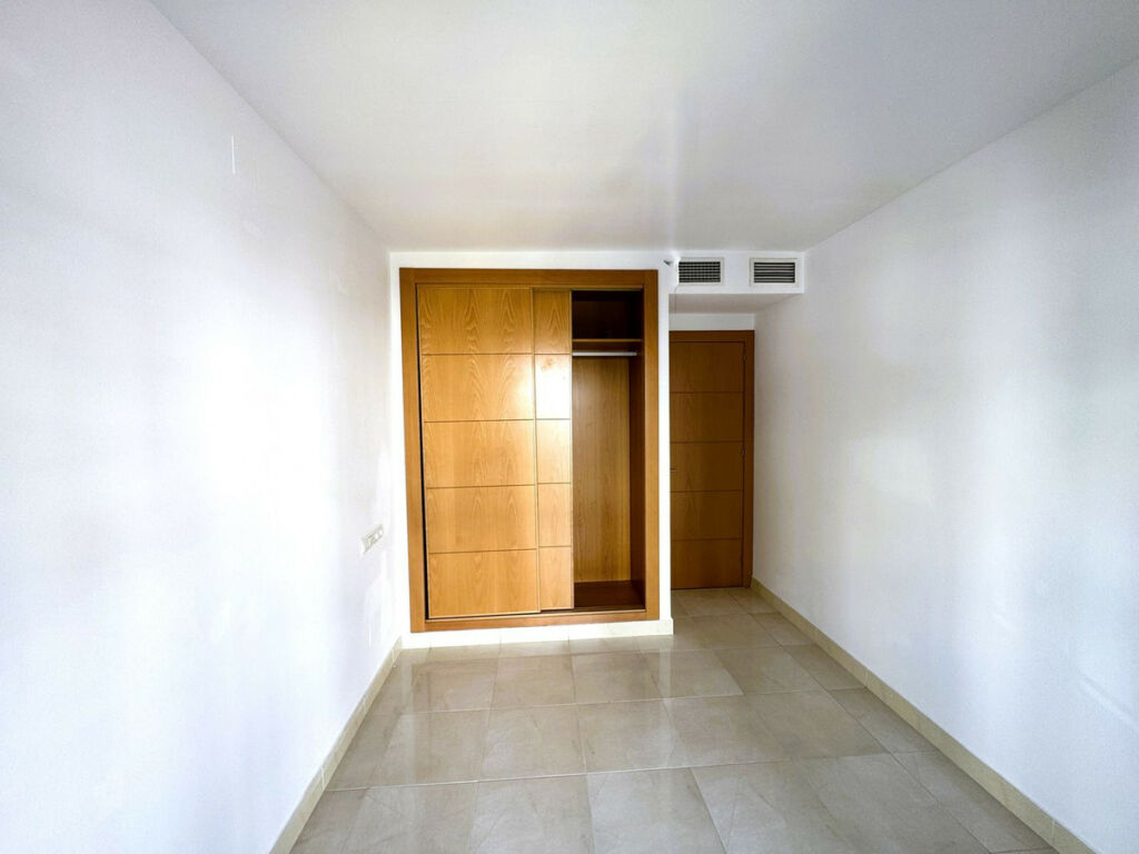 Middle Floor Apartment Los Boliches Málaga - image 14