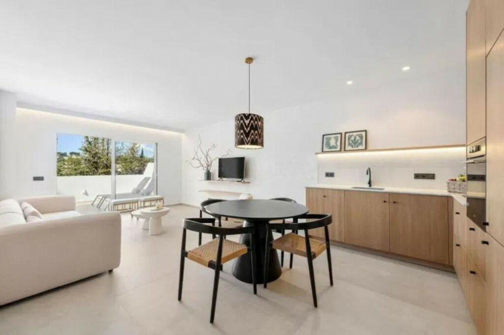 Penthouse Duplex Aloha Málaga - image 14
