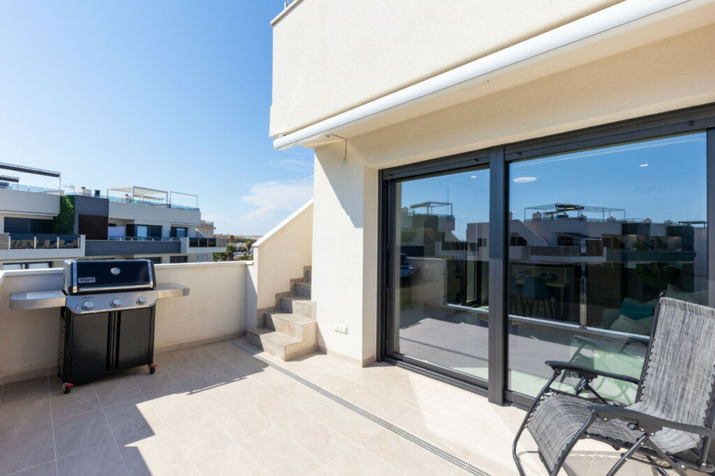 Ground Floor Apartment Playa Flamenca Alicante - image 3