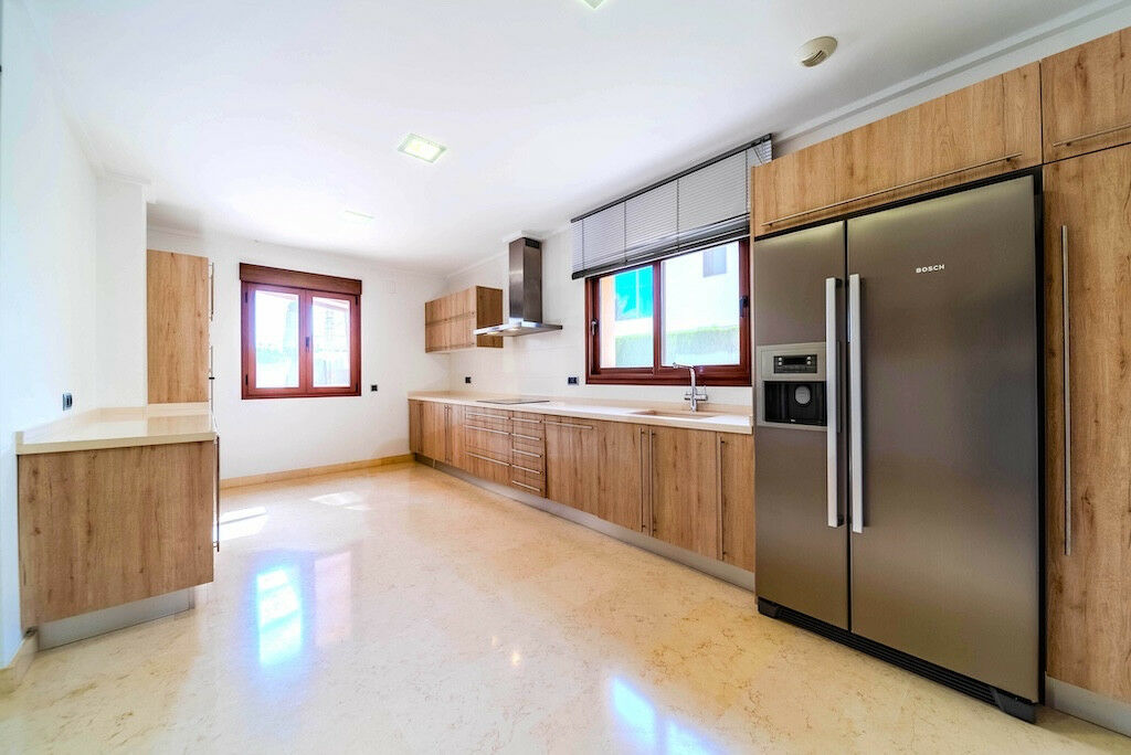 Detached Villa Cabo Roig Alicante - image 14